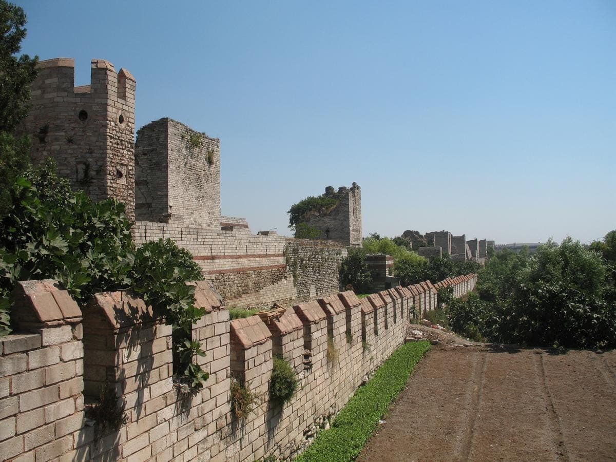 The Theodosian Walls of Constantinople, which Ottoman cannons broke in 1453, for a 6/6 AP World History LEQ essay